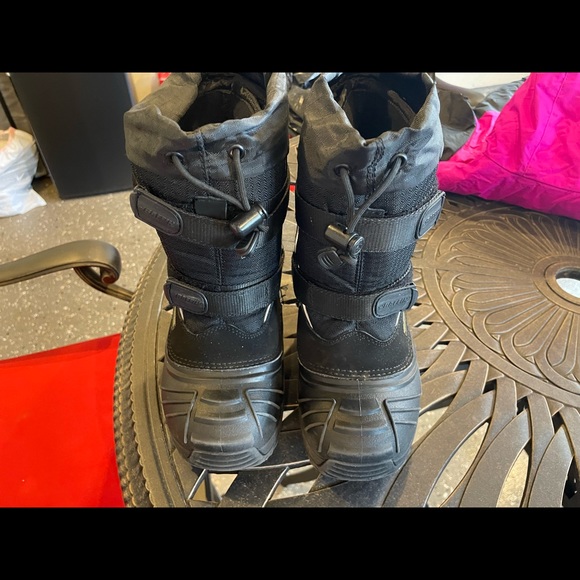Baffin Winter Boots size 2 - Picture 3 of 4